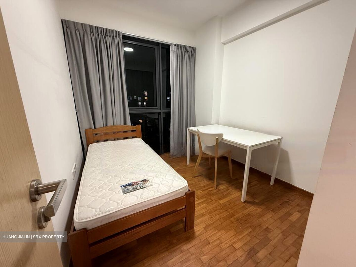 Esparina Residences (D19), Condominium #471792701